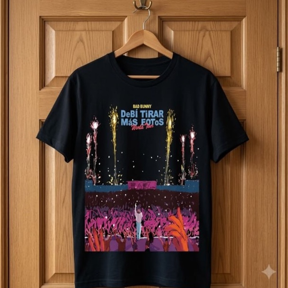 Bad Bunny 'Debí Tirar Más Fotos' Graphic Tee - Black